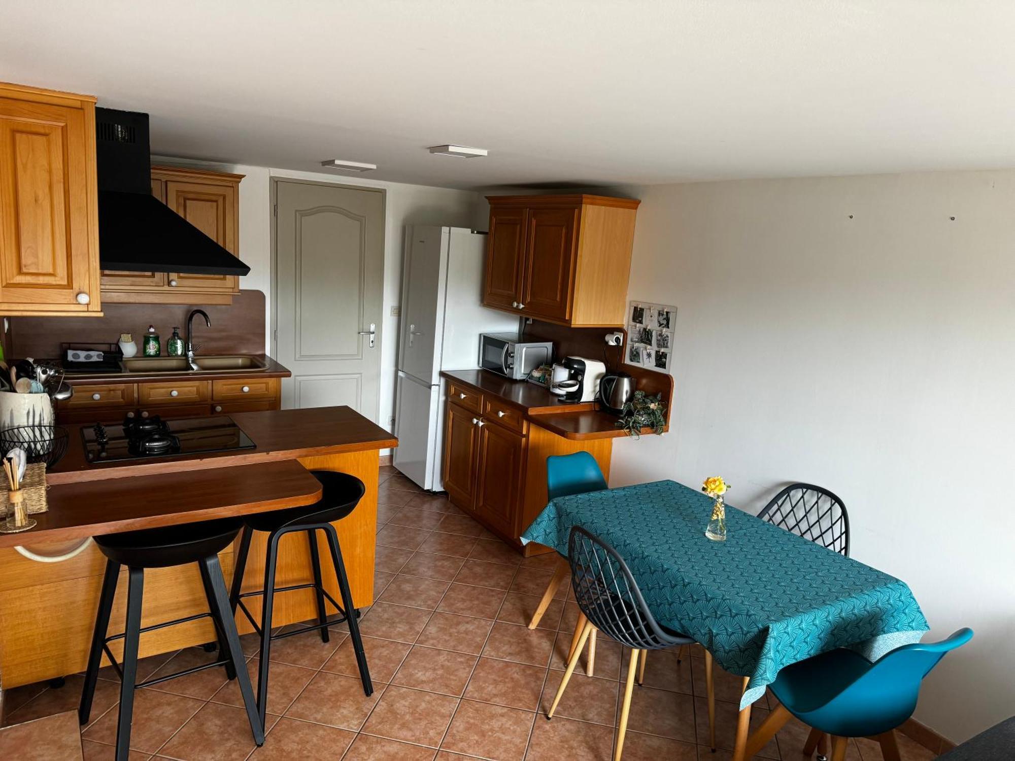 Au Calme Dans Maison En Rez De Jardin A 2,2 Kms Du Groupama Stadium Et Salle Ldlc Arena Meyzieu Eksteriør billede