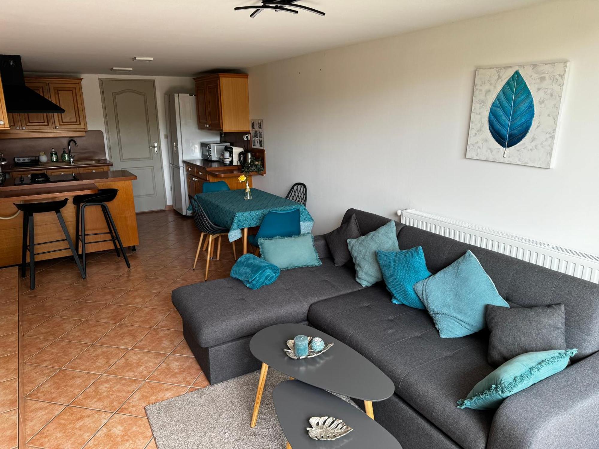 Au Calme Dans Maison En Rez De Jardin A 2,2 Kms Du Groupama Stadium Et Salle Ldlc Arena Meyzieu Eksteriør billede