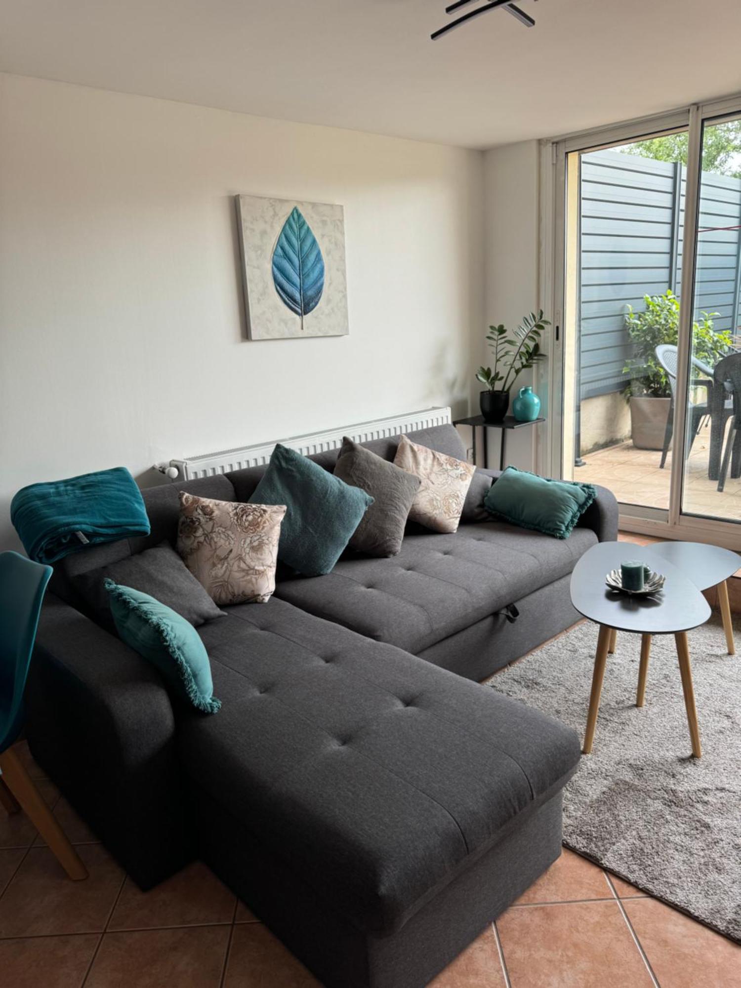 Au Calme Dans Maison En Rez De Jardin A 2,2 Kms Du Groupama Stadium Et Salle Ldlc Arena Meyzieu Eksteriør billede